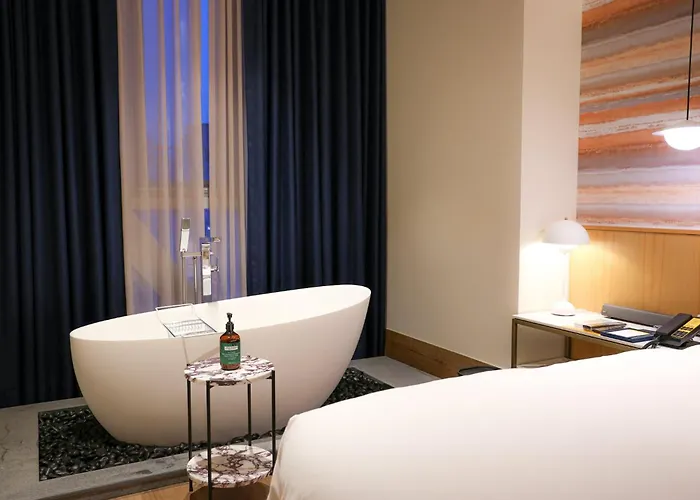 Voco Gangnam By Ihg 4*